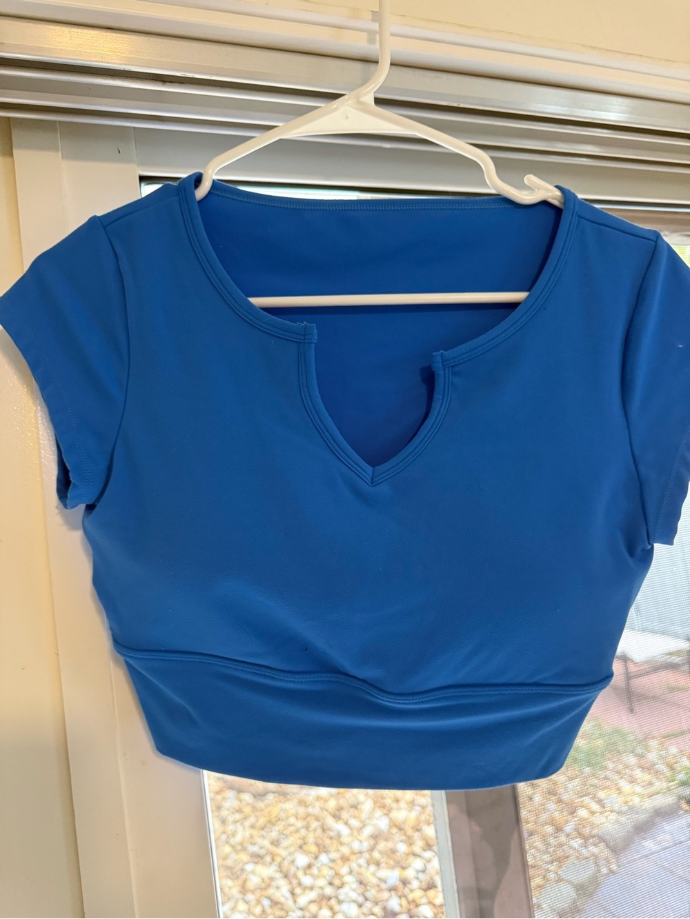 Yelete Blue Short Sleeve V-Notch Crop Top
